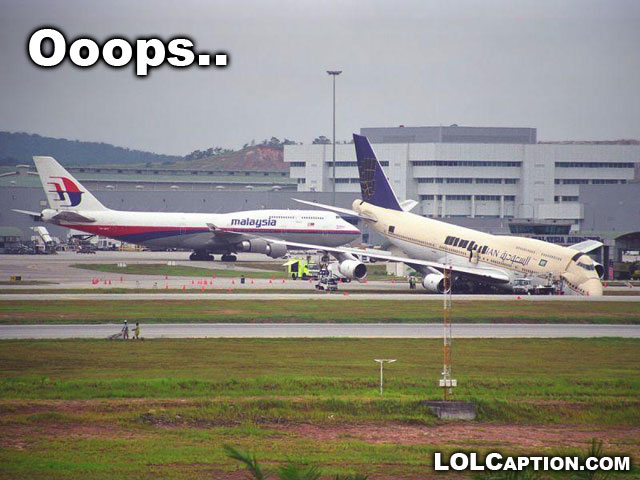 lolcaption-lost-my-job-today-epic-fail-plane-crash-at-terminal