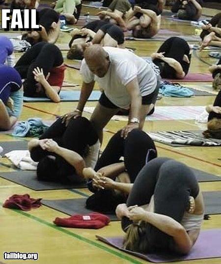funny-picture-yoga-teacher-professionalism-fail