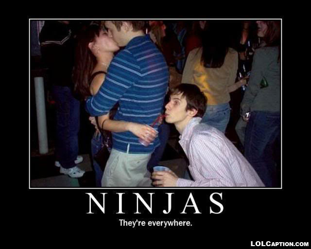 funny-demotivational-posters-lolcaption-ninjas-they-are-everywhere
